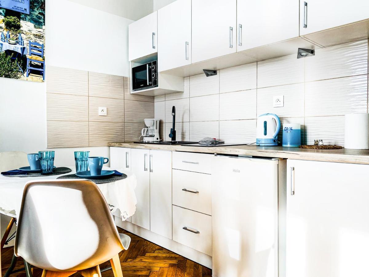 קרקוב Apartment Next To Wawel Castle, Vistula River & Old Town Cracow מראה חיצוני תמונה