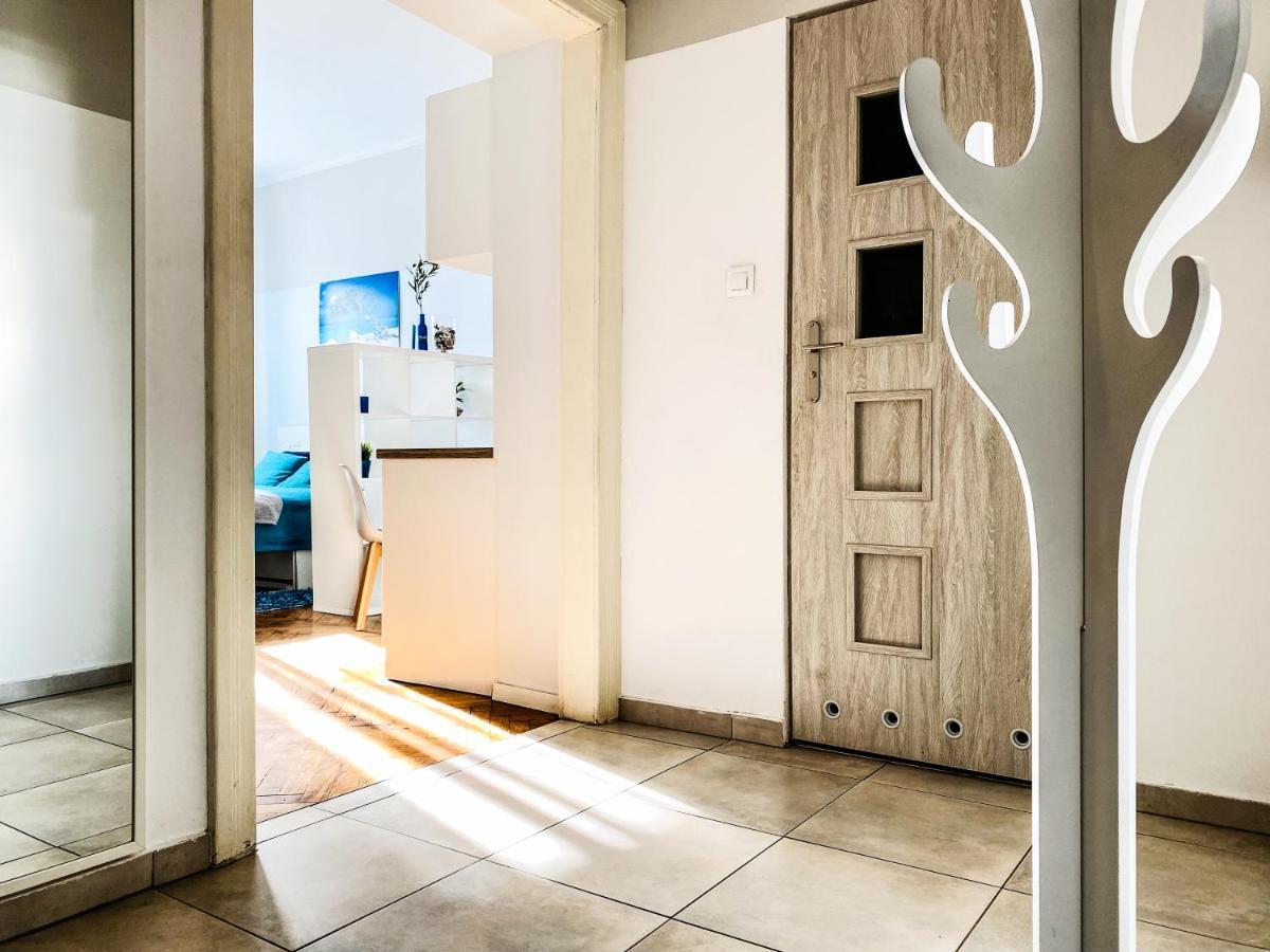 קרקוב Apartment Next To Wawel Castle, Vistula River & Old Town Cracow מראה חיצוני תמונה