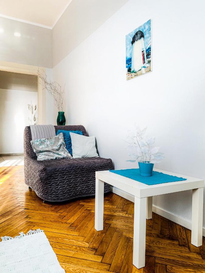 קרקוב Apartment Next To Wawel Castle, Vistula River & Old Town Cracow מראה חיצוני תמונה